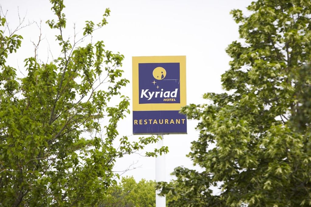 Hotel Kyriad Angers Sud Ponts-De-Ce Les Ponts-de-Cé Exterior foto